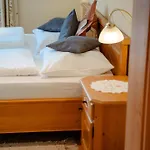 Ertlschweigerhaus - - 3*