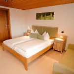 Casa de hóspedes Ertlschweigerhaus - - 3*
