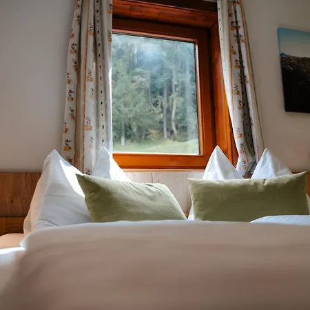 Ertlschweigerhaus - - Affittacamere 3*