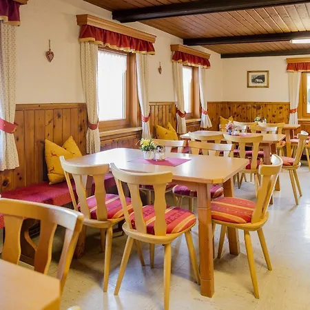 Ertlschweigerhaus - - Donnersbach