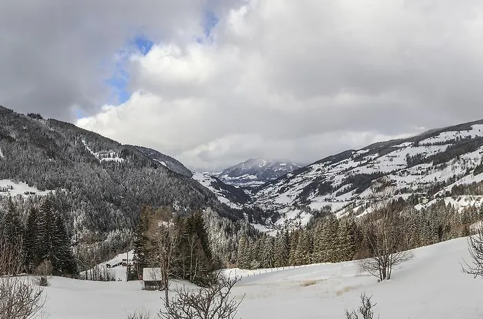 Ertlschweigerhaus - - بيت ضيافة